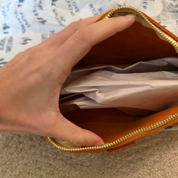 Portland Leather Travel/Cosmetic Bag NWT - Picture 8 of 8